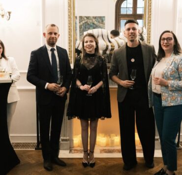 Notorious Stories a lansat Cardul de Membru