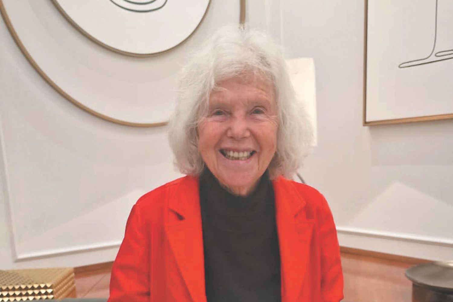 Verena Kast: „Am rugat Inteligența Artificială să inventeze un vis. A ieșit un clișeu absolut.”