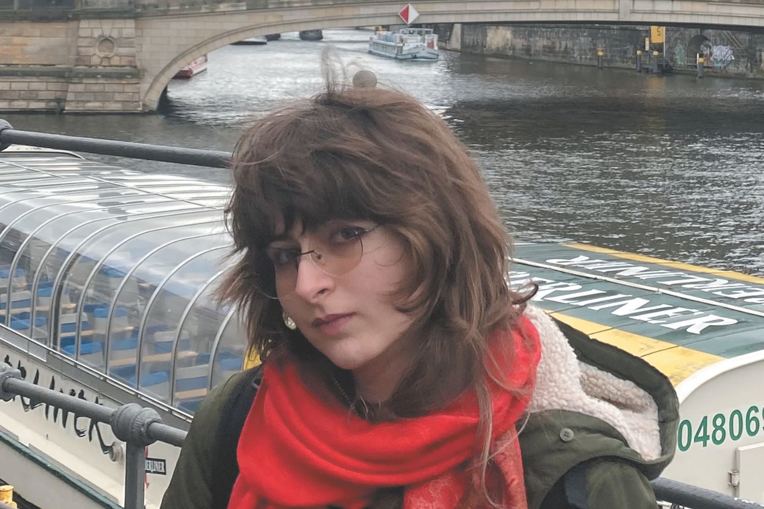 Rebeca Ionescu: „Moartea nu e un sfârșit, ci o prezență care ne învață să trăim autentic.”