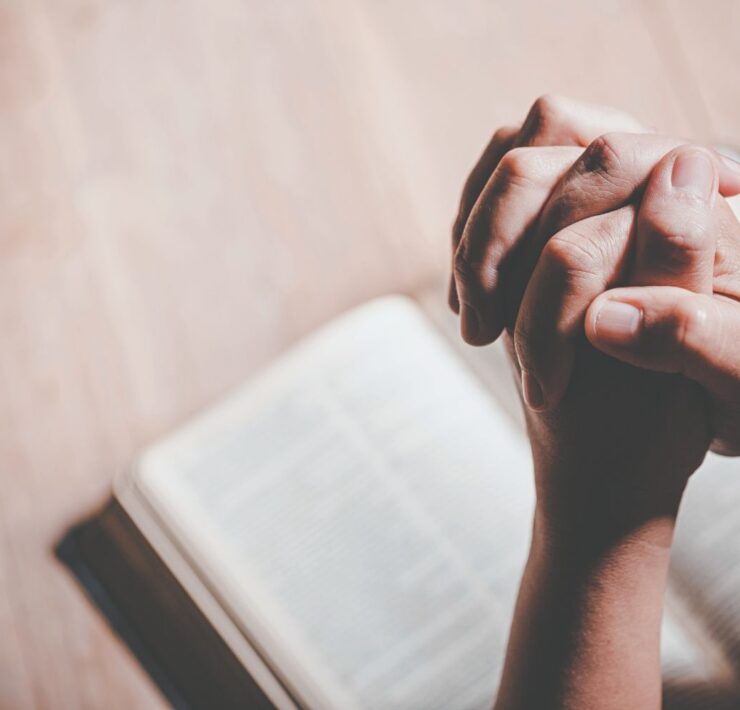 Rugăciunea ca formă de rezistență: sufletul refuză liniștea impusă