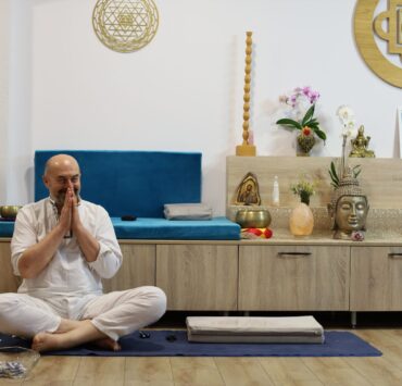 Timp pentru tine: transformare interioară prin meditație cu Sahajananda