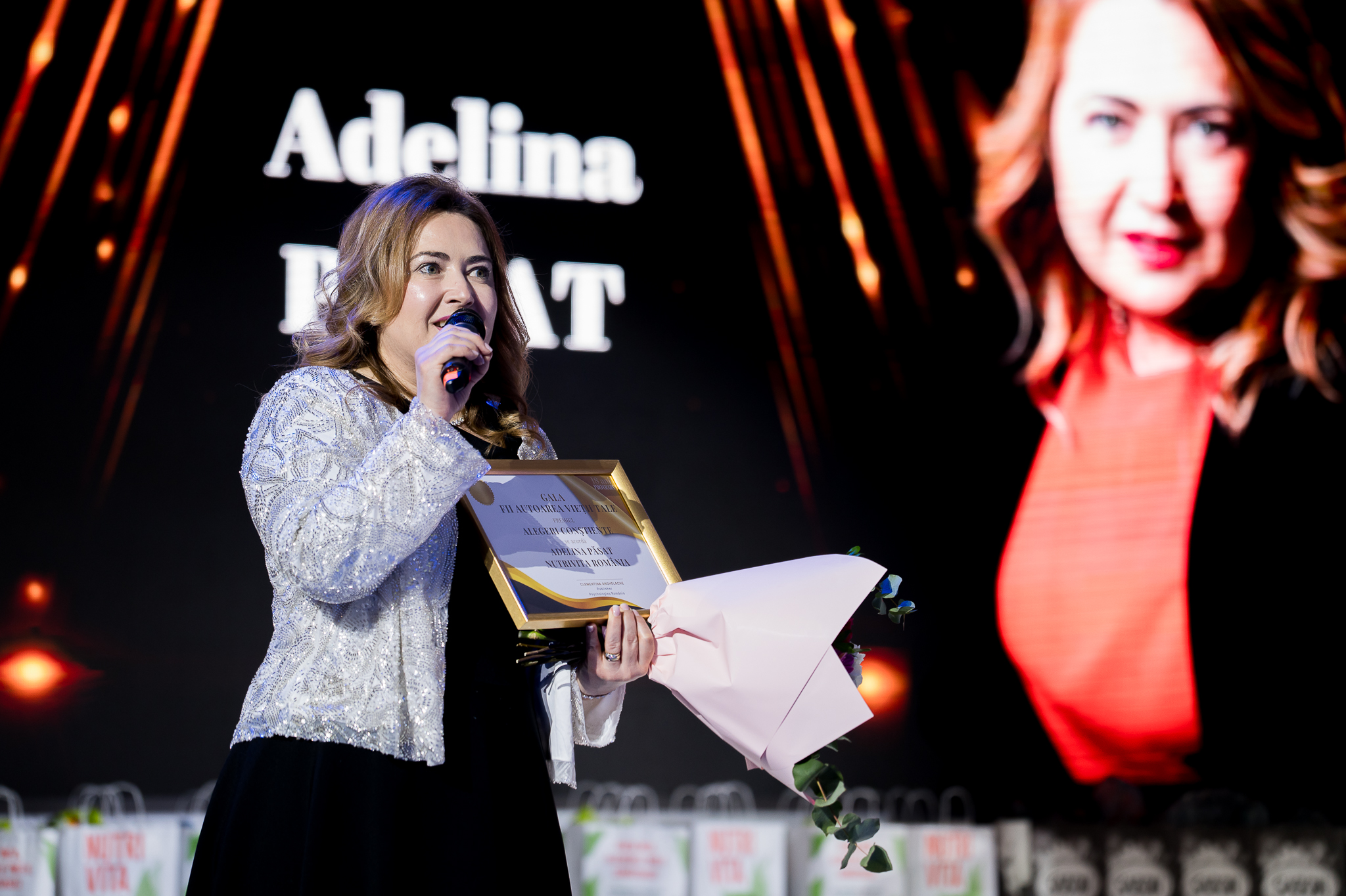 Psychologies România a sărbătorit 18 ani prin Gala „Premiile Fii autoarea vieții tale” 17 Adelina Păsat la Gala „Premiile Fii autoarea vieții tale”