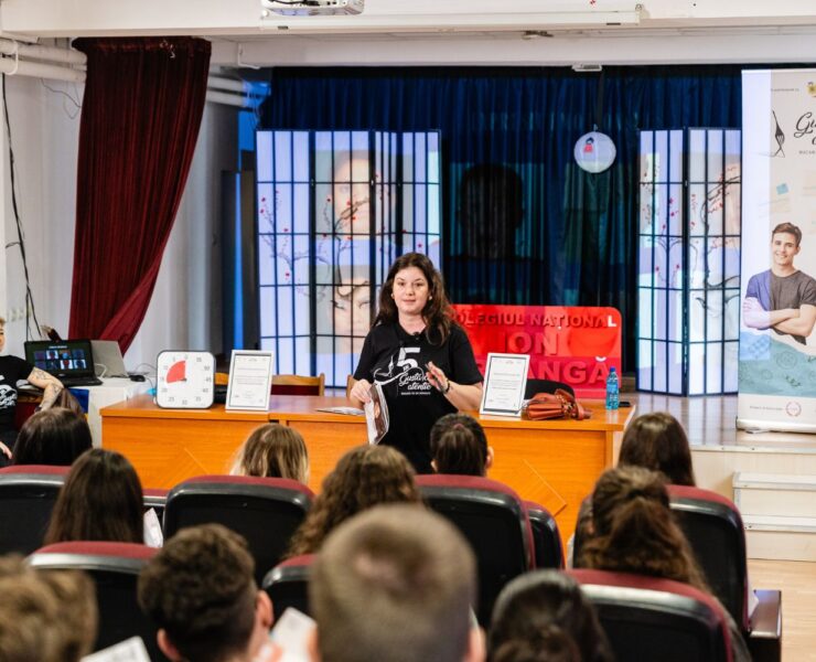 Adolescenții din România iubesc gustările și își doresc să afle mai mult despre alimentația sănătoasă