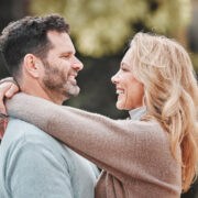 Chimia sau compatibilitatea? Ce susține cu adevărat o relație matură