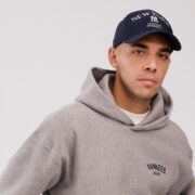 Cum a devenit șapca New York Yankees un simbol iconic în sport și modă