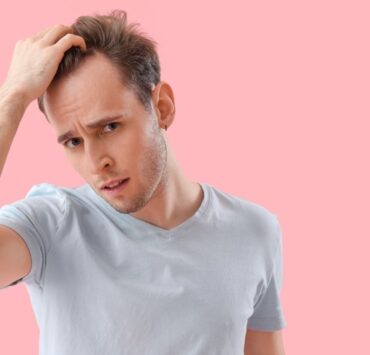 Tehnologiile avansate în implantul de păr: Sapphire FUE și DHI