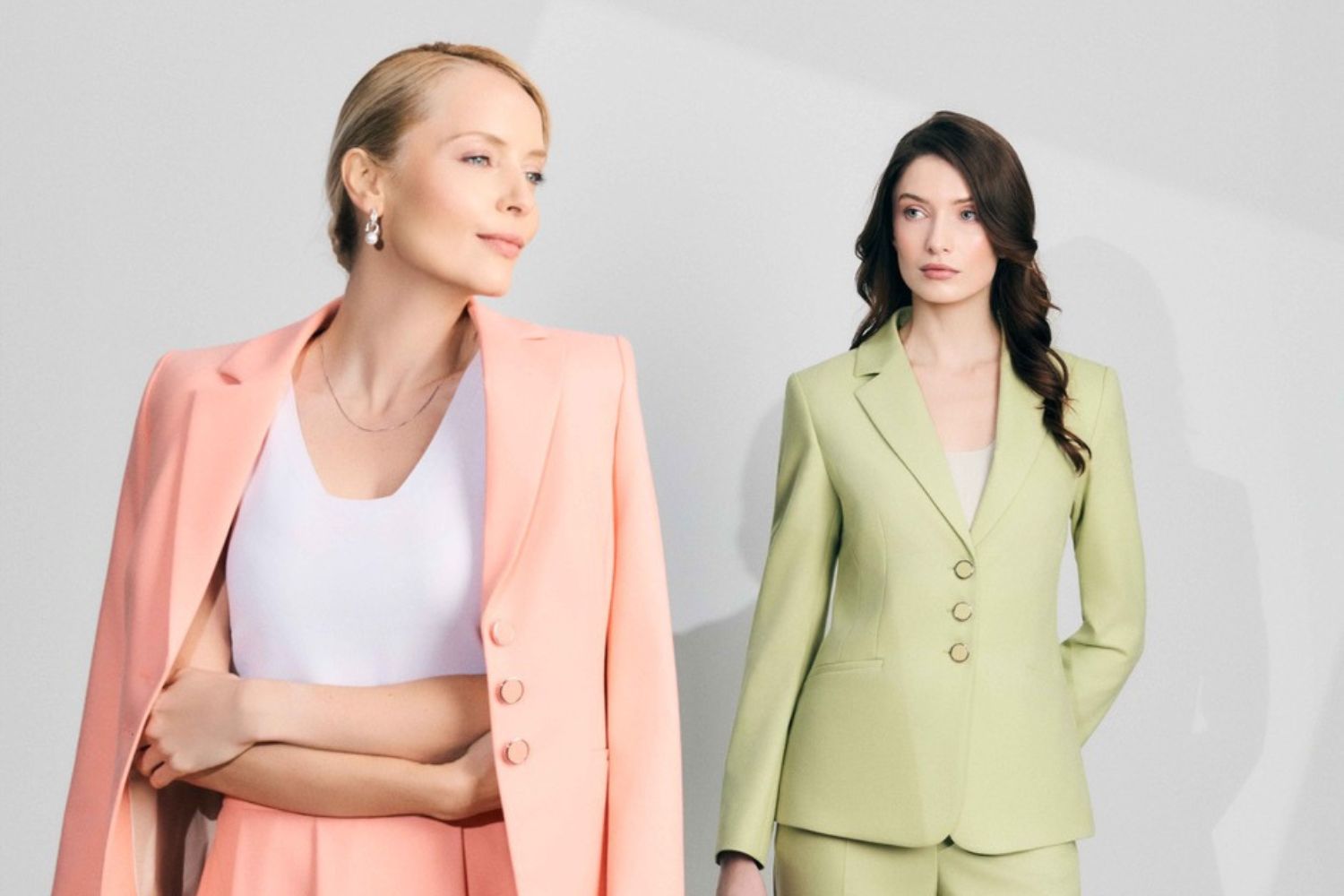 Un nou început în nuanțe de Pastel Pistachio & Peach Pink