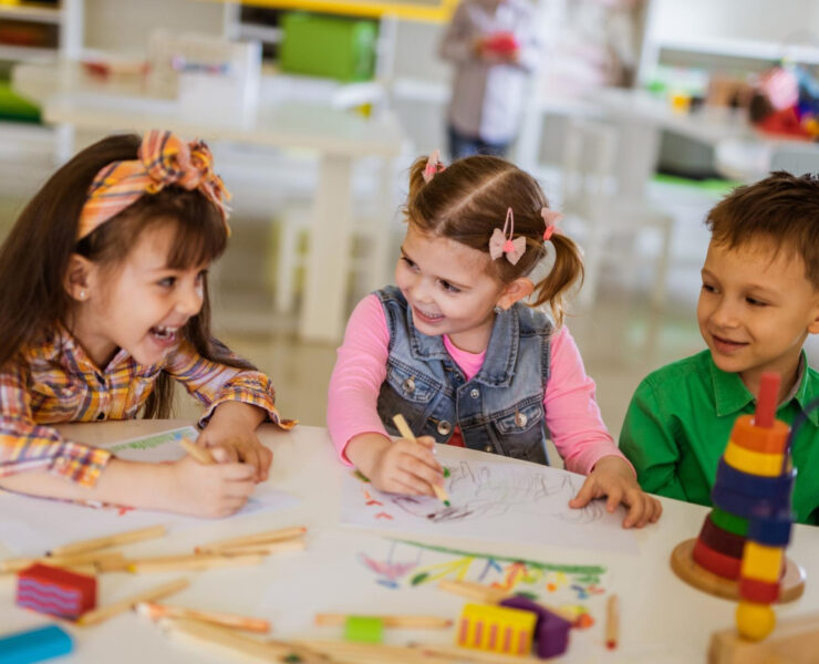 Cum construim structura emoțională a copilului preșcolar – rolul educației timpurii în dezvoltarea emoțională