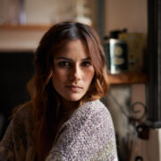 Anxietatea în calm: de ce liniștea te face neliniștită când ai crescut în haos