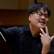 Câștigătorul Concursului Internațional „Orchestra’s Conductor” dirijează la Sala Radio 13 Câștigătorul Concursului Internațional „Orchestra’s Conductor” dirijează la Sala Radio