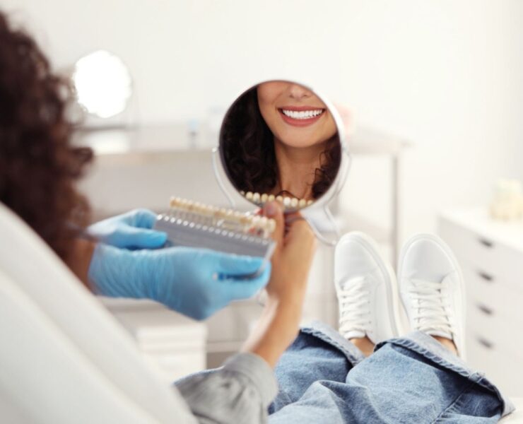 Fațetele dentare: ce sunt și ce pot corecta acestea