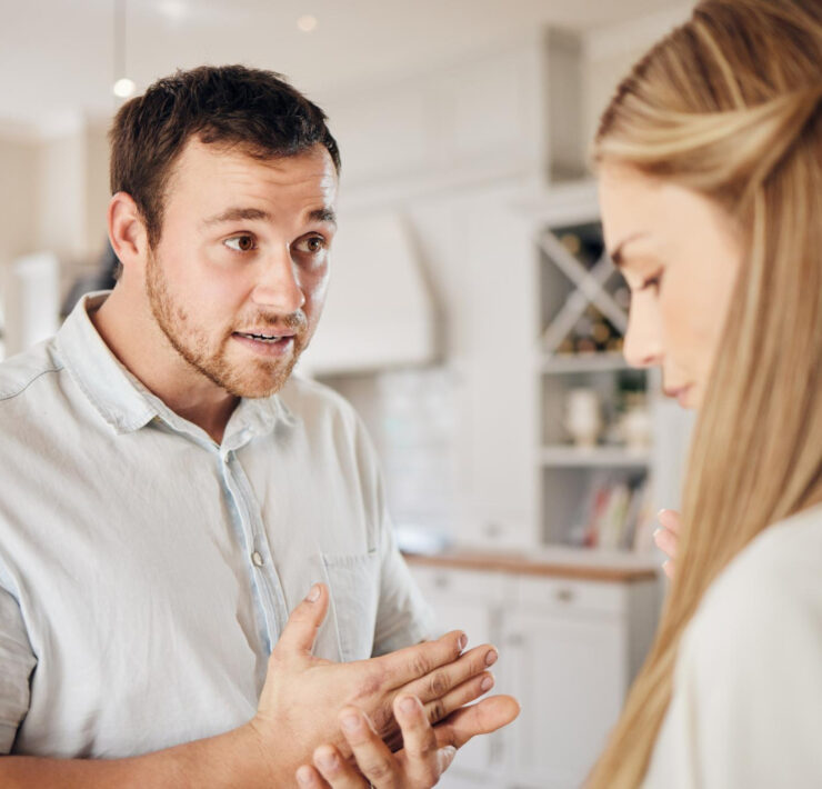 Iubirea și ura în relații: de ce spunem „Te iubesc. Te urăsc. Nu pleca.”