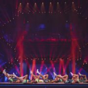 Cristina Constantinescu este primul trainer din România prezent pe scena globală Les Mills