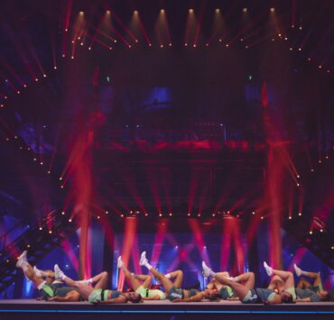 Cristina Constantinescu este primul trainer din România prezent pe scena globală Les Mills