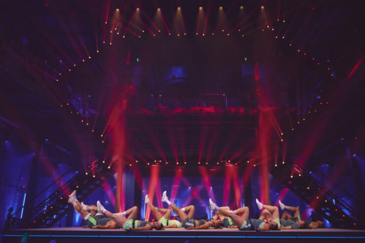 Cristina Constantinescu este primul trainer din România prezent pe scena globală Les Mills