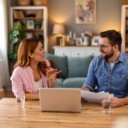 Cum ne reconectăm cu partenerul după un conflict: 10 pași pentru vindecarea relației