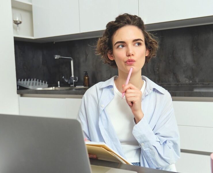 De ce preferăm să visăm în loc să acționăm