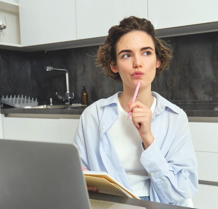 De ce preferăm să visăm în loc să acționăm