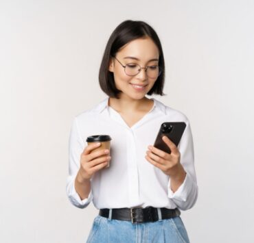 Obsesia pentru nou: cum au ajuns telefoanele second hand online să fie alegerea consumatorilor etici