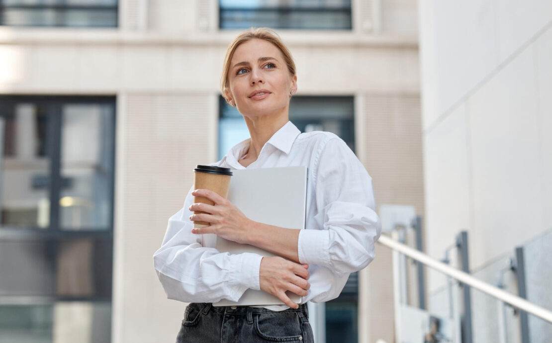 Visul unui job european vine cu un preț: frica de a pierde tot