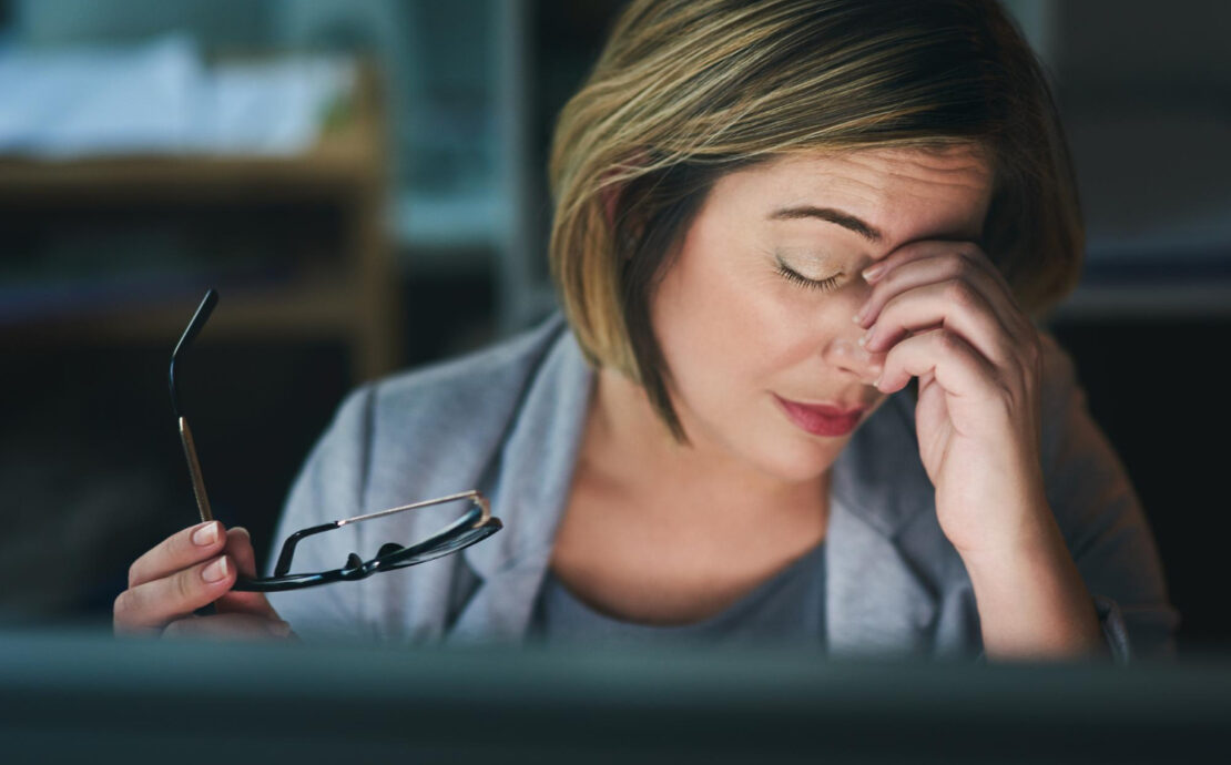 A cere ajutor nu e slăbiciune: cum depășim rușinea vulnerabilității