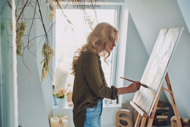 Arta ca limbaj emoțional: ce exprimăm când nu găsim cuvinte