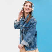 Cum se descurcă părinții cu un adolescent