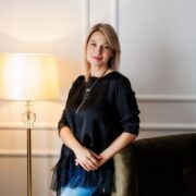 De ce rămânem în relații care ne afectează emoțional și ce ne ține acolo