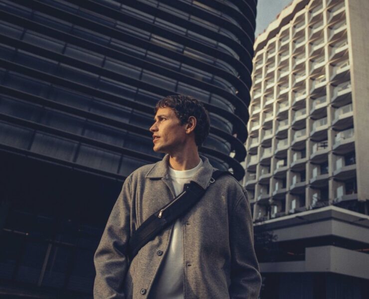 Eleganță stilată pentru călători și pentru cei care prețuiesc mobilitatea – colecția ReTravel de la Reserved