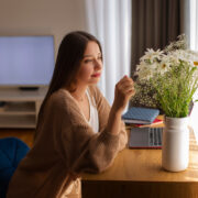 Emoțiile nerezolvate și felul în care trecutul continuă să trăiască în prezent