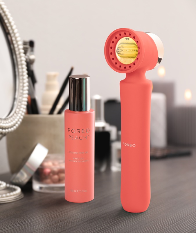 FOREO peach2 lifestyle 02