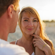 Viața de cuplu: a cui soție sunt, de fapt? Loialitățile invizibile care îți influențează relația 10 Viața de cuplu: a cui soție sunt, de fapt? Loialitățile invizibile care îți influențează relația