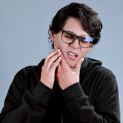 de ce amani vizita la dentist