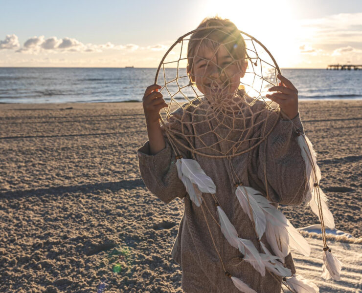 Roxie Nafousi MANIFEST